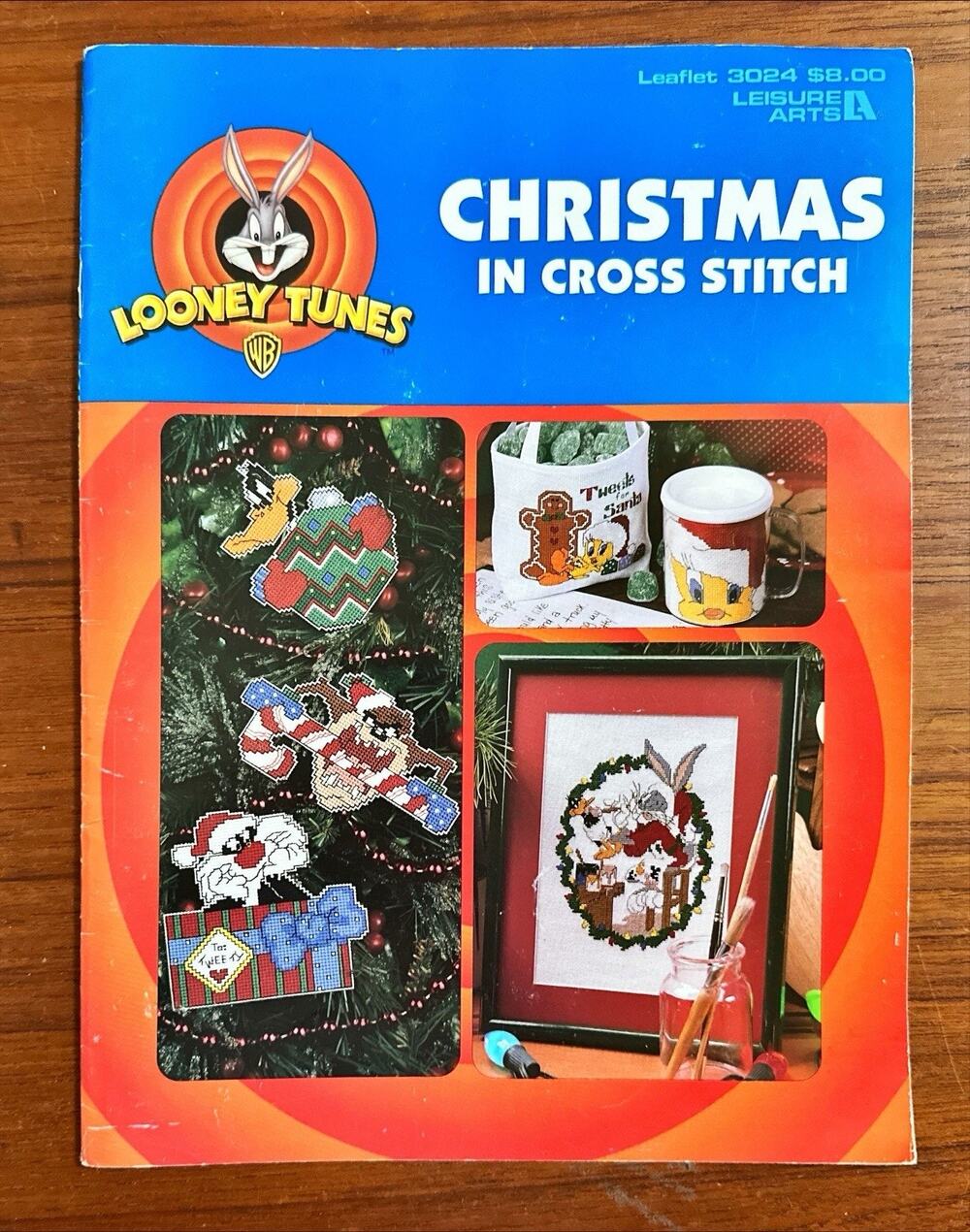LOONEY TUNES CHRISTMAS IN CROSS STITCH 19 CUTE DESIGNS VINTAGE